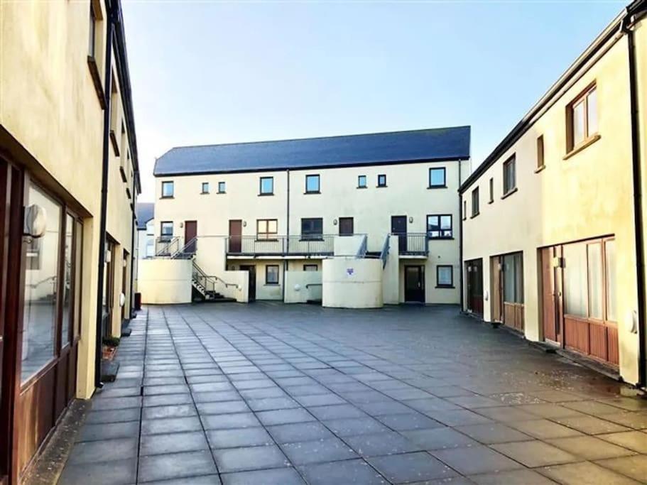 Village Centre Apartment Lahinch Exterior foto
